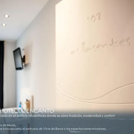 A De Lolo Lodging Experiences